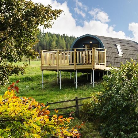 Spectacular Mountain View Ecopod Villa Newtonmore Exterior foto
